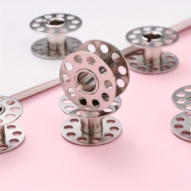 94Pcs Rustproof Metal Bobbins, – обзор и цена Embroidery Craft
