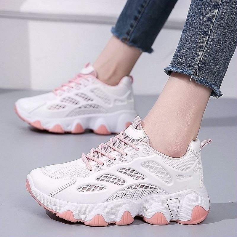 Breathable Mesh Chunky Sneaker – обзор и цена Guipure Lace Panel
