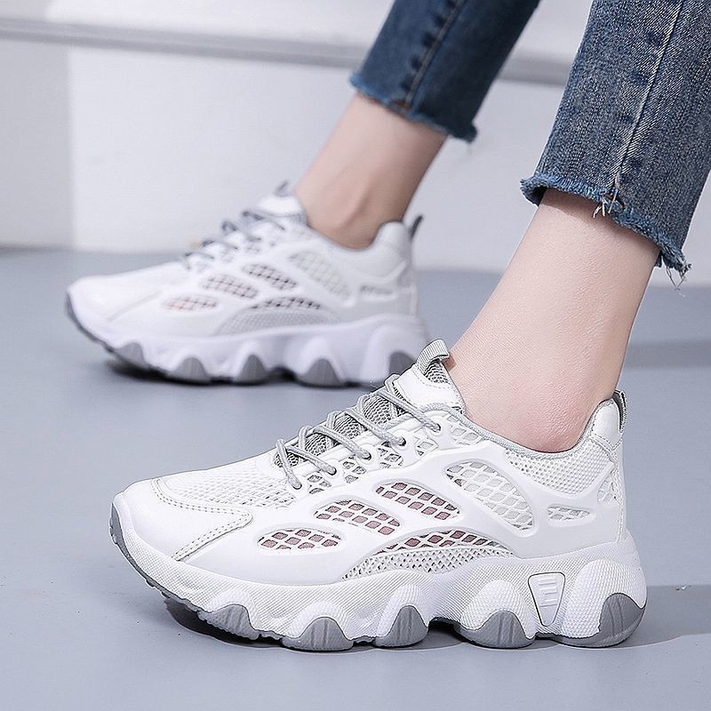 Breathable Mesh Chunky Sneaker – обзор и цена Guipure Lace Panel