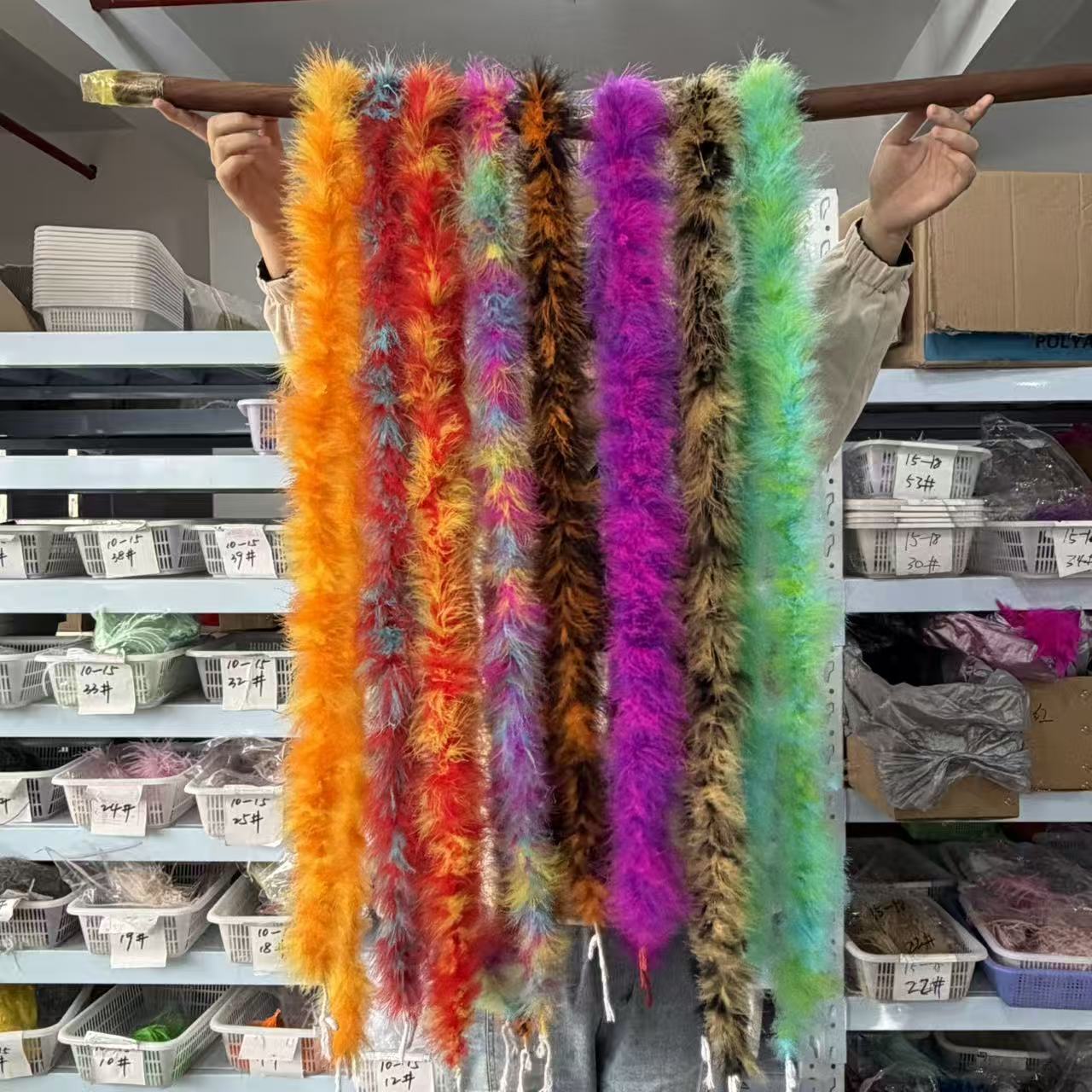 Multicolored 2Meters Marabou F – обзор и цена Feather Trim Marabou