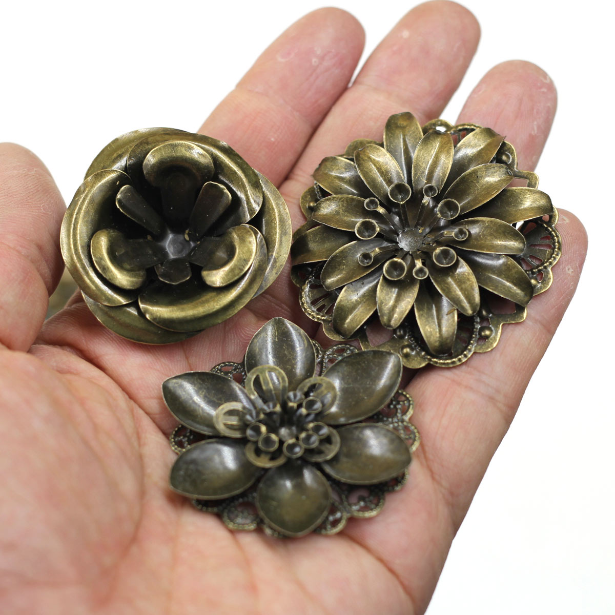 6Pcs Embellishments Combinatio – обзор и цена Craft Embellishments