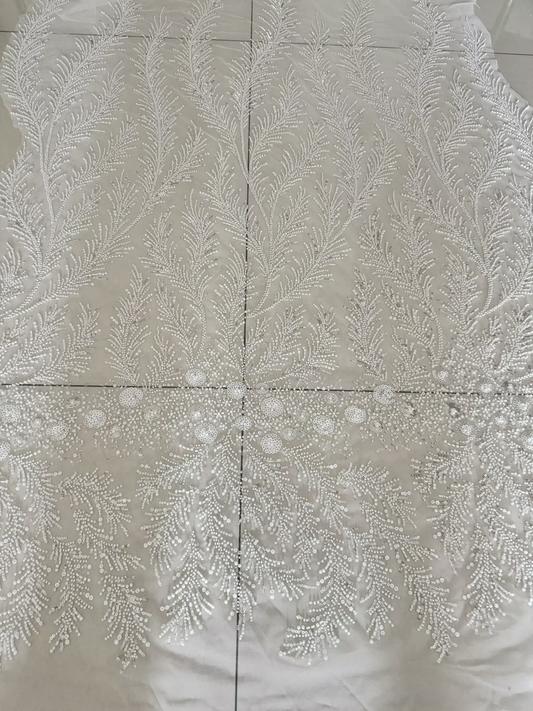White Beaded Pearl Crystal Seq – обзор и цена Crystal Mesh Fabric
