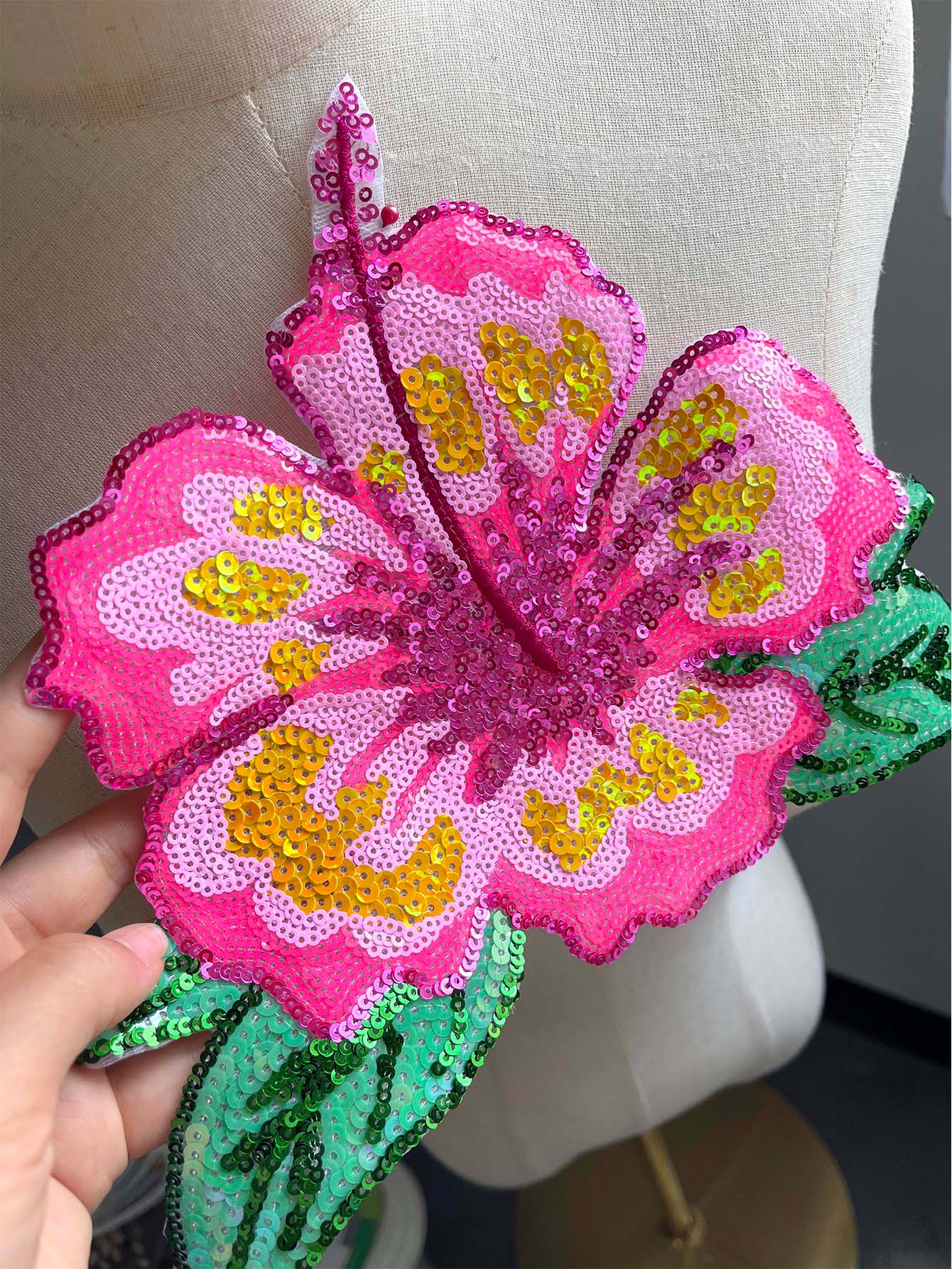 1 Piece 26CM Shining Pink Sequ – обзор и цена Applique Patch Flower